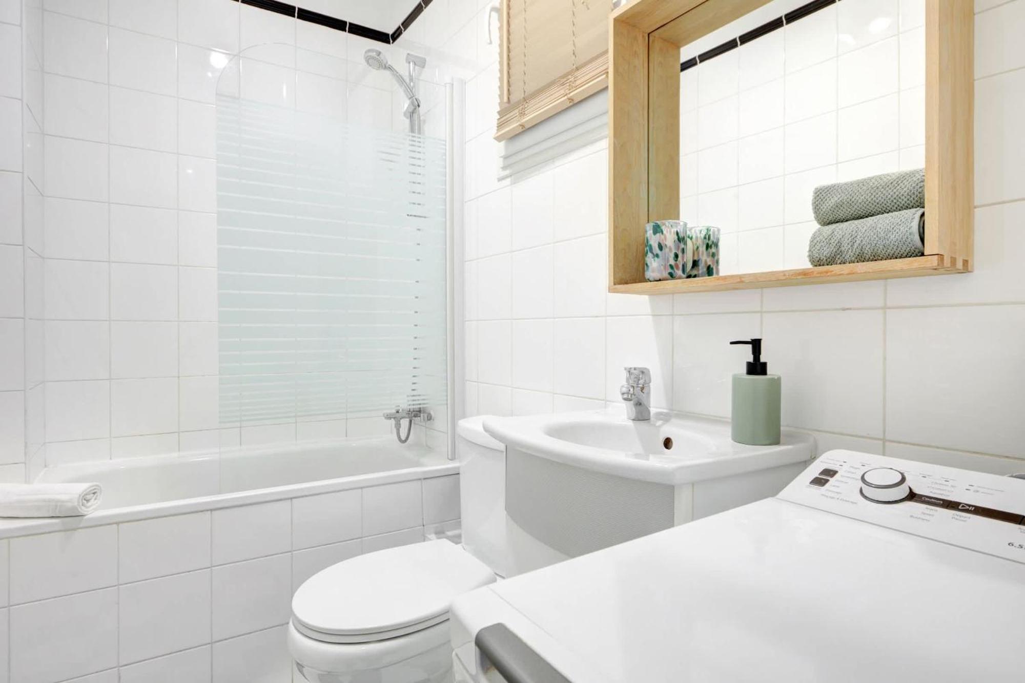 Apartment Le Marais & Place Des Vosges - Cityapartmentstay Paris